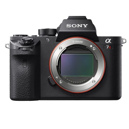 Alfa 7R II with back-illuminated full-frame image sensor