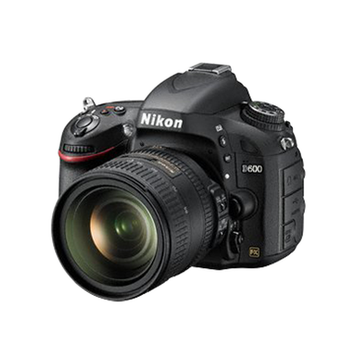 D600