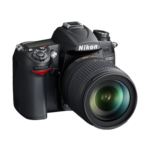 D7000