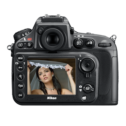 D800 / D800E